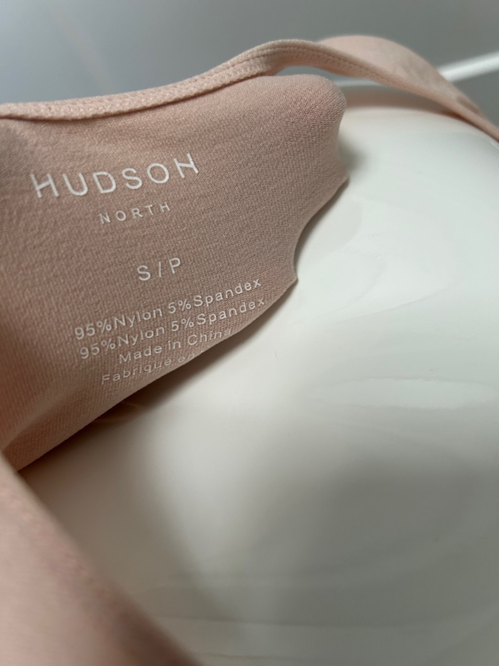 Hudson North Peach Tank Top S Soft Stretch Fitted Scoop Neck Summer Basic - Picture 5 of 6